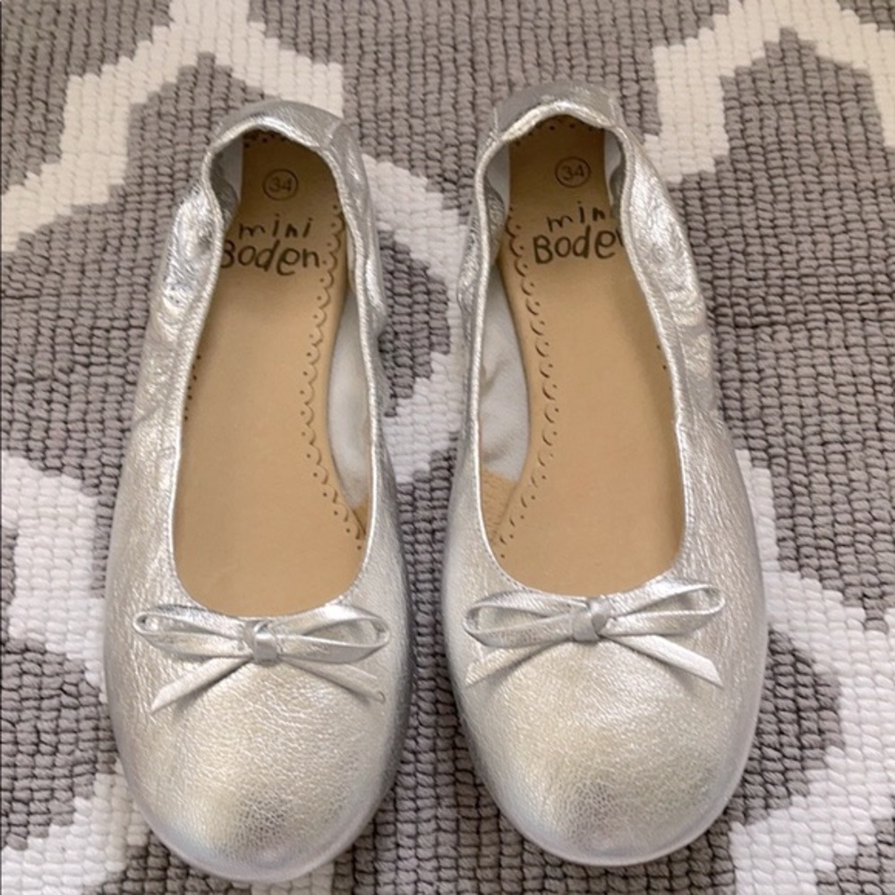 Mini Boden ballet flats